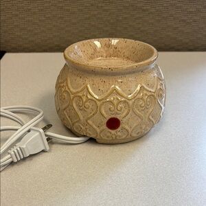Yankee Candle Ceramic Electric Wax Warmer